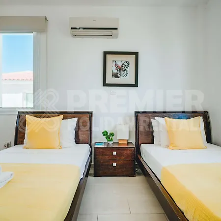 Seaview فيلة بروتاراس
